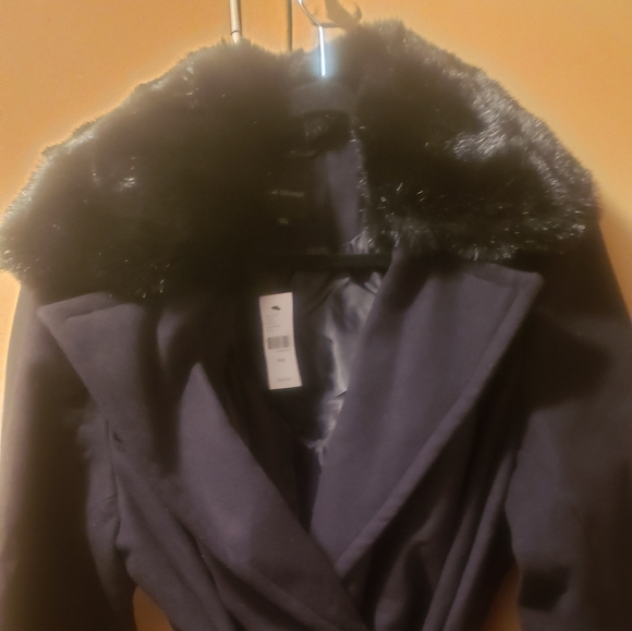 NWT black faux fur trim coat plus-size - Picture 3 of 4